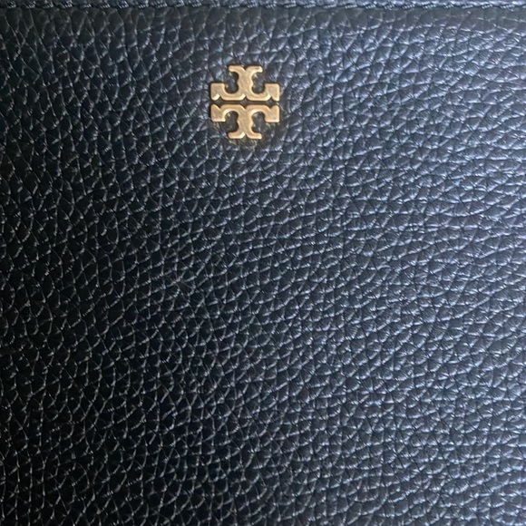 Tory Burch slim crossbody - Picture 5 of 5